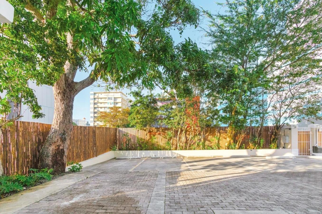 Hidden Gem In Miramar- Power Generator- Parking Apartment San Juan Exterior photo